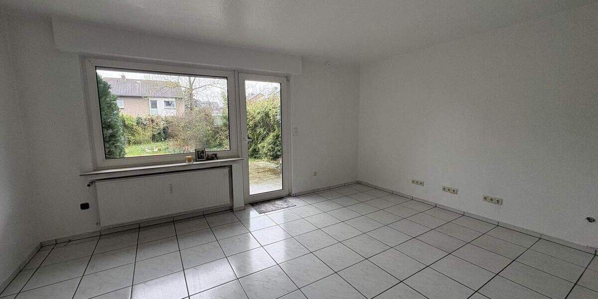Mehrfamilienhaus, Wohnhaus Moers Hülsdonk - 6 Zimmer, 132 m&sup2;, 580.000&euro; | Angebot:25896452