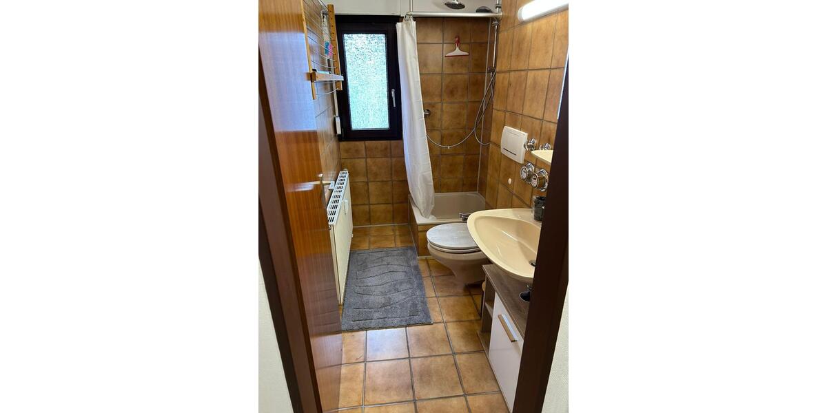 Dachgeschoßwohnung Mönchengladbach Süd - 1 Zimmer, 25 m&sup2;, 349&euro; | Angebot:25649511