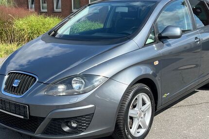 Seat Altea 111.000 km 5.800 &euro; Neuss 41460