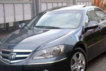 Honda Legend 155.000 km 8.840 € Düsseldorf 40468