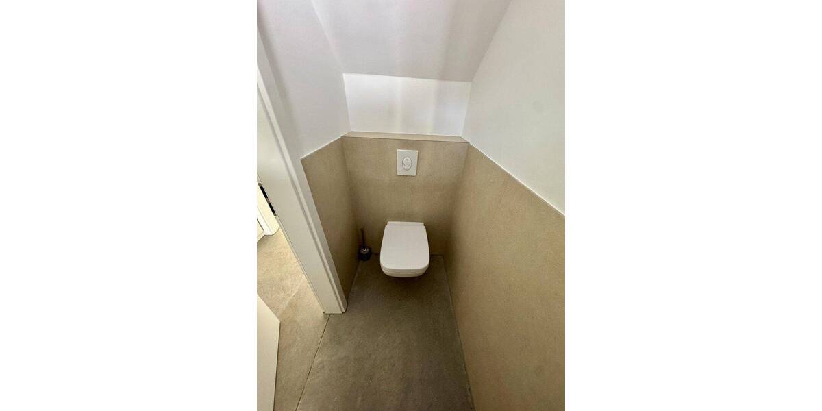 Reihenmittelhaus Düsseldorf Flingern Süd - 6 Zimmer, 150 m&sup2;, 2.950&euro; | Angebot:26877574