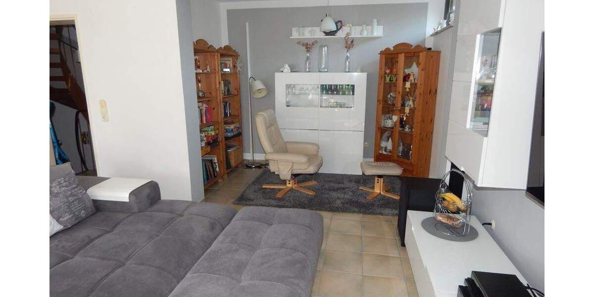 Reihenendhaus Langenfeld Immigrath - 6 Zimmer, 150 m&sup2;, 1.600&euro; | Angebot:25167602