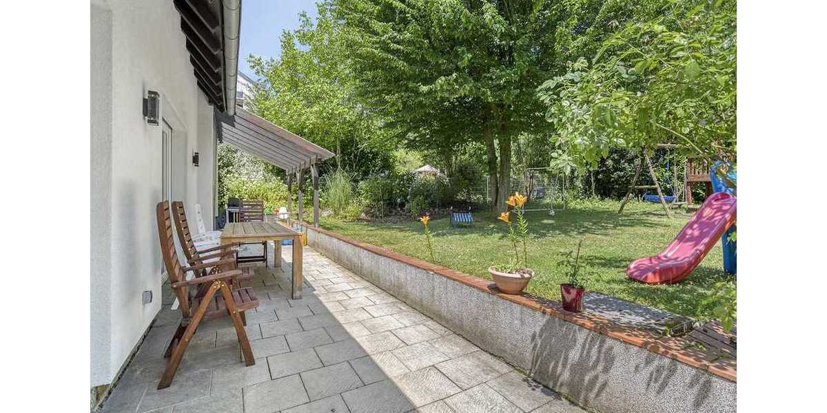 Vermietetes Zwei-Familien-Haus auf großem Grundstück in Ratingen-Hösel 1 zimmer