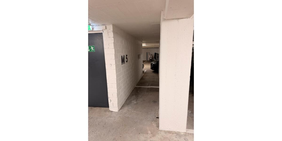 Garagen / Stellplätze Düsseldorf Derendorf - 60&euro; | Angebot:23388292