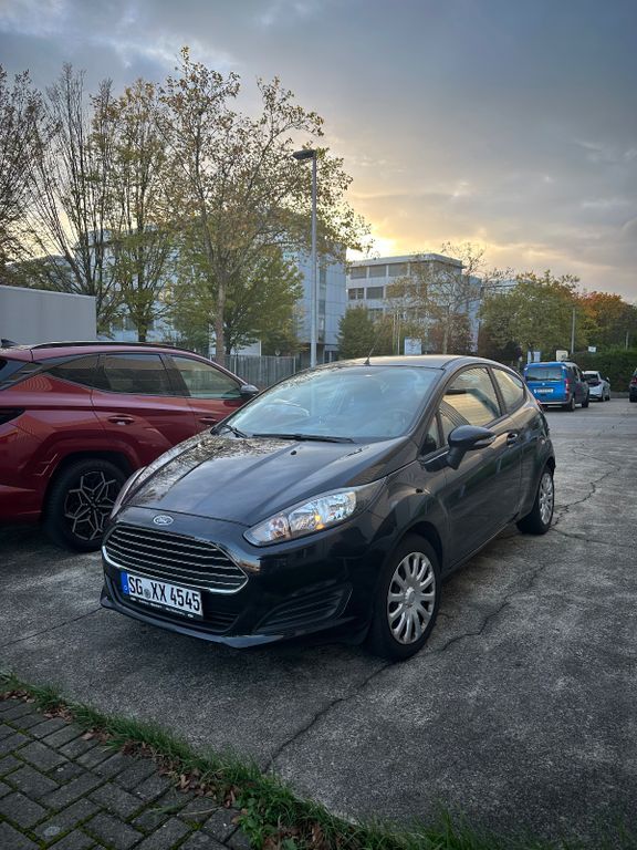 Ford Fiesta 136.000 km 3.900 € Solingen 42719