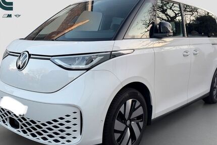 VW ID. Buzz 7.818 km 48.790 &euro; Düsseldorf 40549