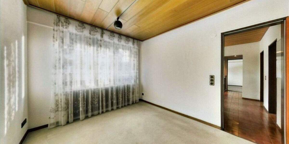 *** Charmantes Einfamilienhaus mit großzügigem Garten, Garage und vielfältigen Nutzungsmöglichkeiten *** 6 zimmer