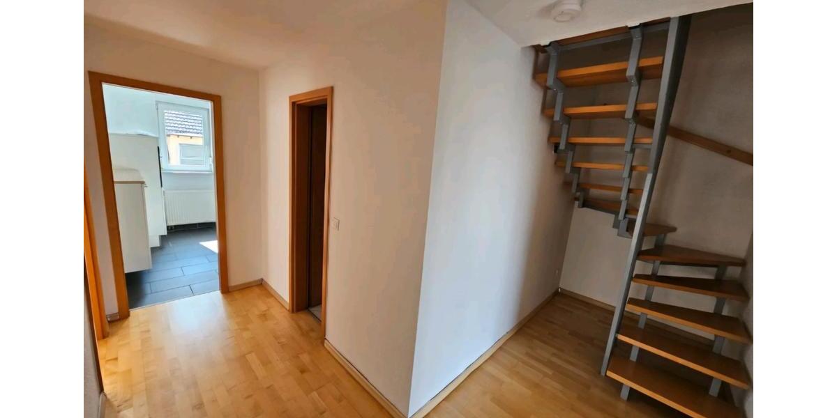 Maisonettenwohnung Solingen Central - 3 Zimmer, 86 m&sup2;, 238.000&euro; | Angebot:26465338