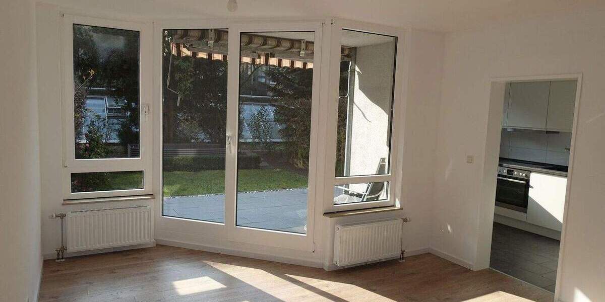 Terrassenwohnung Krefeld Stadtmitte - 2 Zimmer, 65 m&sup2;, 185.000&euro; | Angebot:25760366