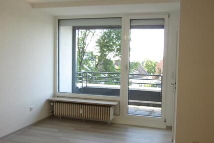 Vollständig renovierte 1-Zimmer-Wohnung mit separatem Schlafraum 1 zimmer