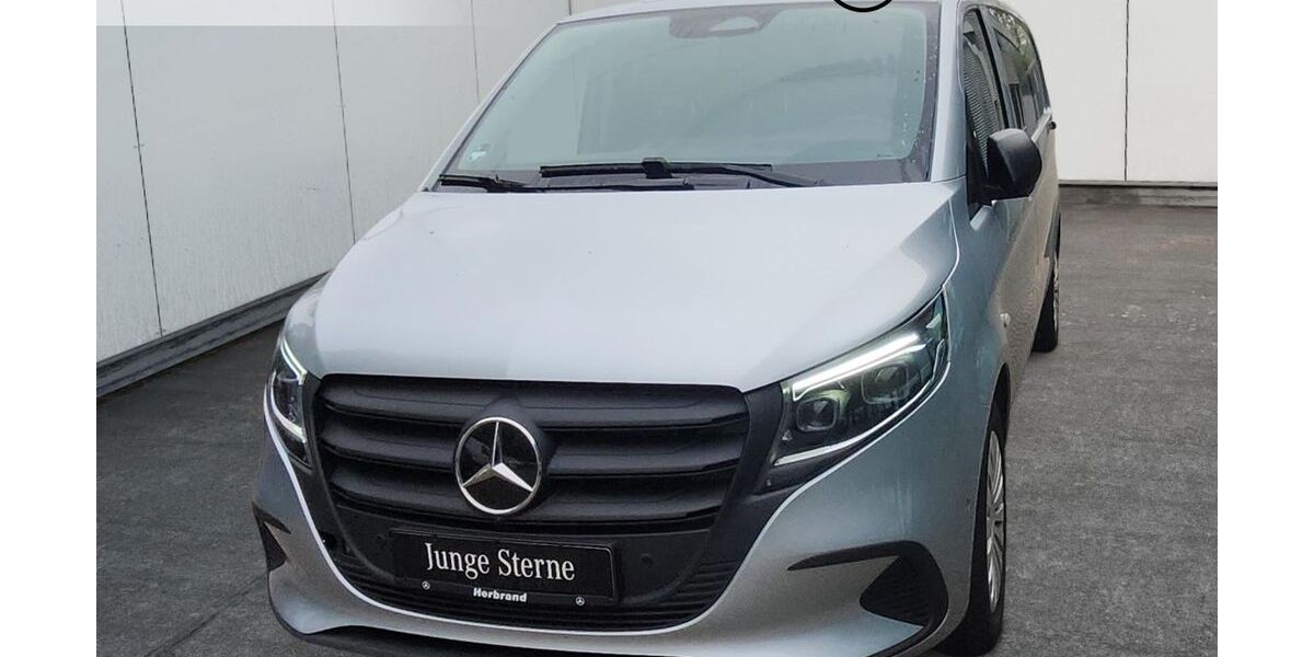Mercedes-Benz Vito 10.427 km 52.229 &euro; Krefeld 47807