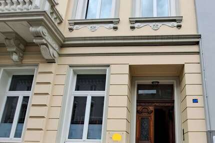 Haus zum Kaufen in Krefeld 898.000 € 455 m² 12 zimmer