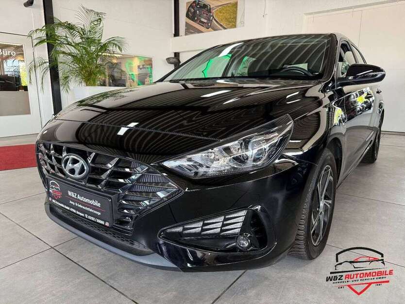 i30