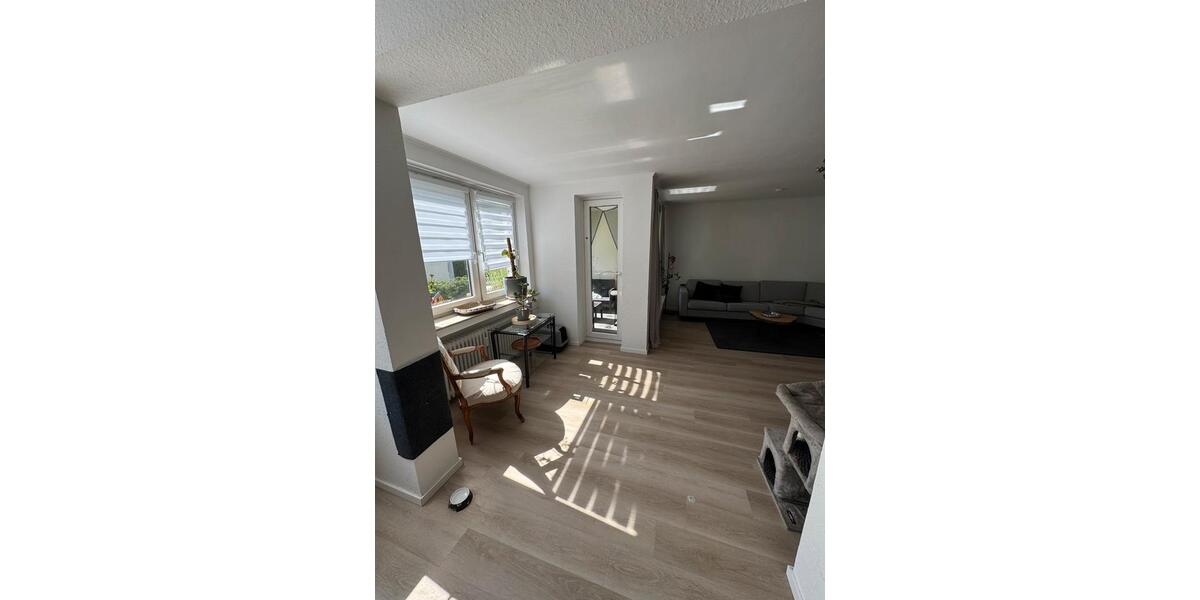 Etagenwohnung Monheim am Rhein - 3 Zimmer, 90 m&sup2;, 1.139&euro; | Angebot:26372711
