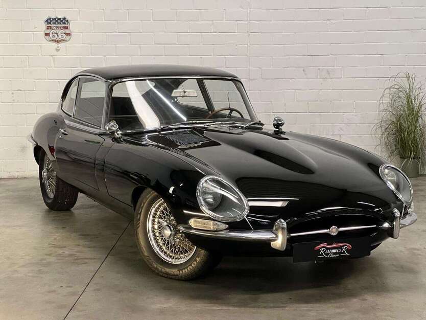 Jaguar E-Type 60.720 km 66.900 € Krefeld 47805