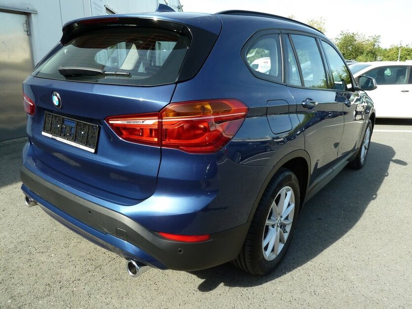 BMW X1 X drive18 D Avantage Sportsitzei AHK PDC DAB 188.000 km 16.800 € Ratingen 40885