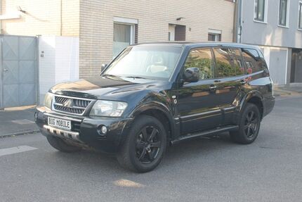 Mitsubishi Pajero 410.000 km 6.750 € Köln 50739