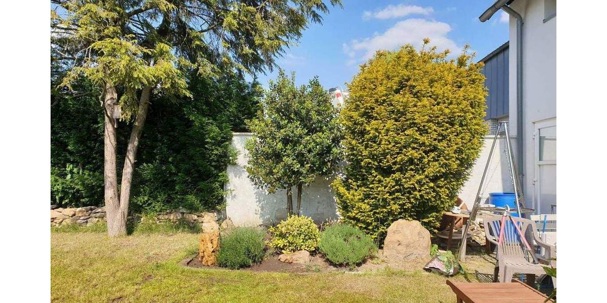 Modernisiertes 1 oder 2 Familienhaus in Langenfeld (Rheinland) 9 zimmer