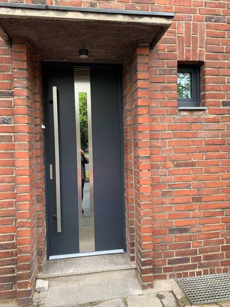 Erstbezug nach Sanierung: Exklusives Reihenmittelhaus im 41468 Neuss - Provisionsfrei!