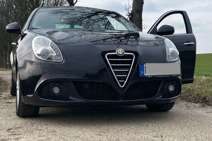 Alfa Romeo Giulietta 111.000 km 9.200 &euro; Mönchengladbach 41189