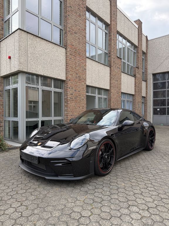 Porsche 992 9.120 km 219.990 € Viersen 41748
