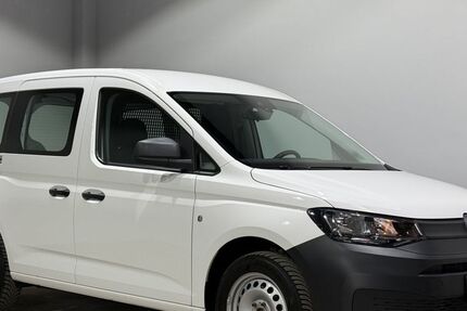 VW Caddy 65.315 km 15.490 &euro; Mönchengladbach 41068