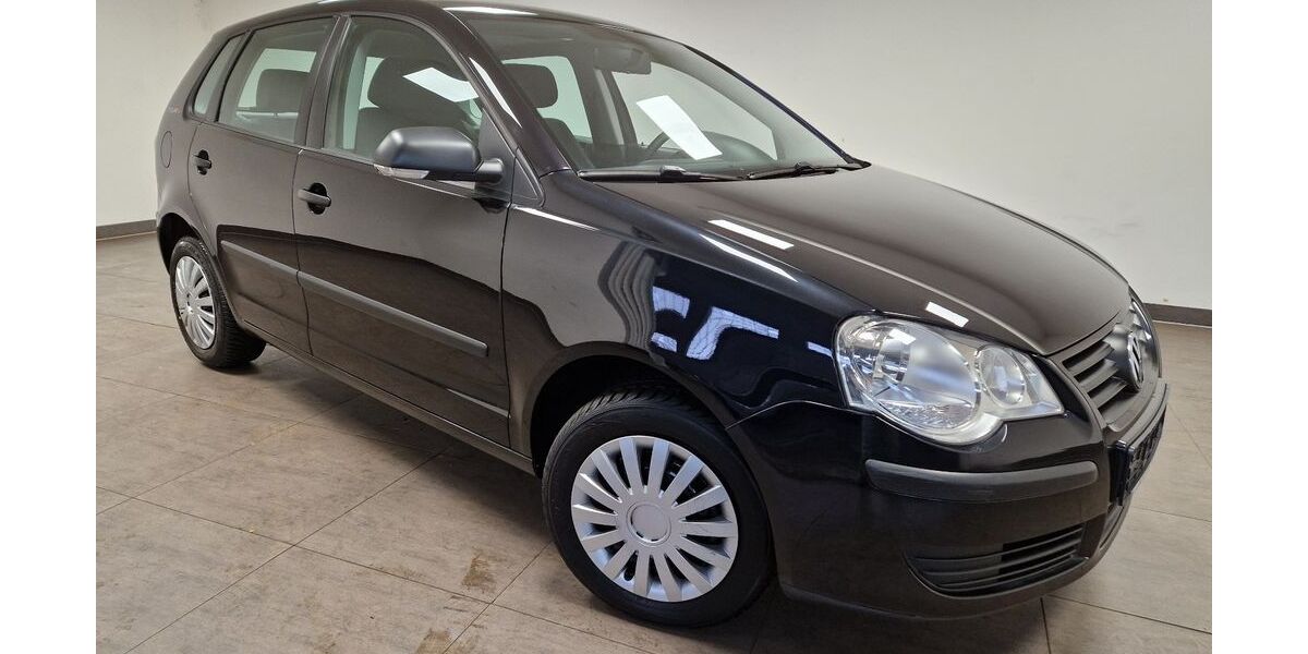 VW Polo 18.000 km 9.850 &euro; Düsseldorf 40215