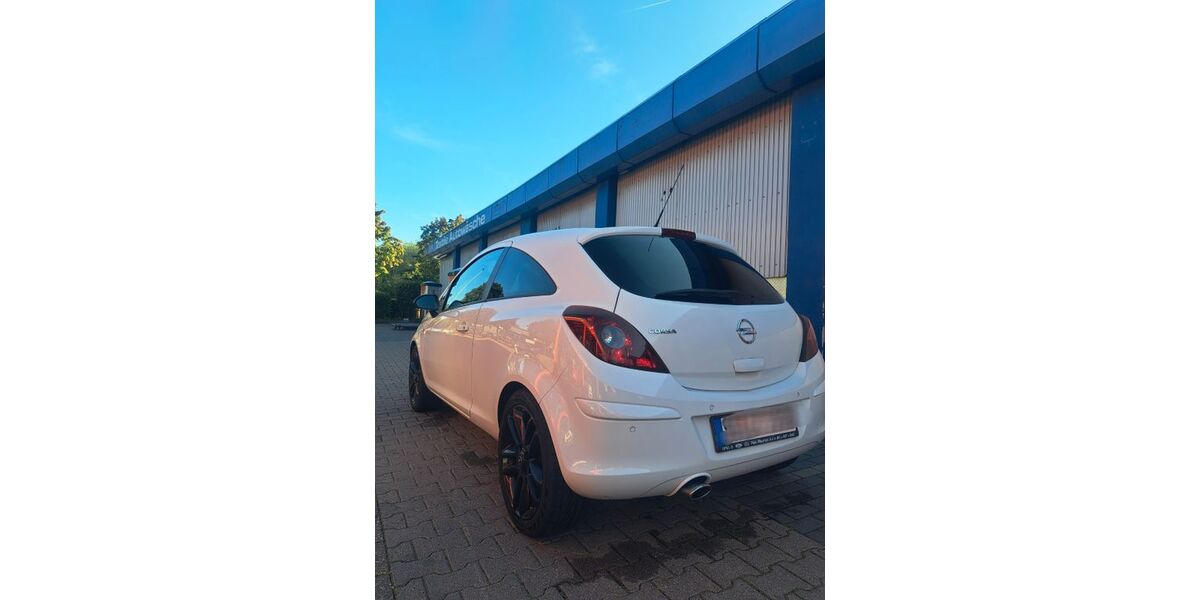 Opel Corsa 109.563 km 5.300 &euro; Solingen 42719