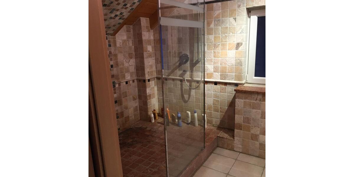 Doppelhaushälfte Remscheid Reinshagen - 6 Zimmer, 235 m&sup2;, 1.400&euro; | Angebot:25103837