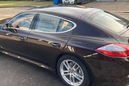 Porsche Panamera 158.500 km 20.900 &euro; Meerbusch 40668