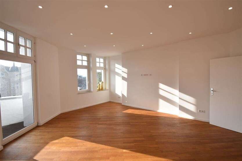 Wohnung zum Mieten in Düsseldorf 2.075 € 113 m²