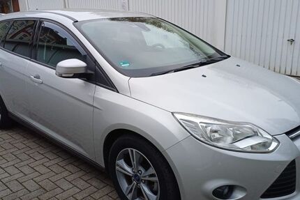 Ford Focus 31.300 km 7.200 &euro; Duisburg 47055