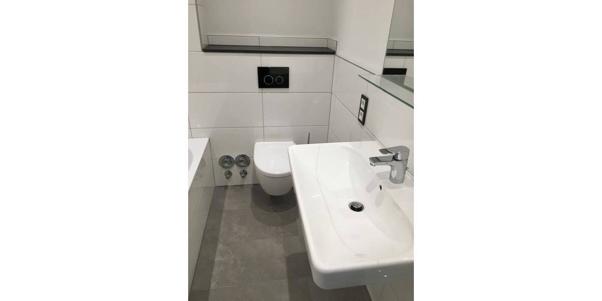 Moderne 2-Zimmer-Wohnung mit Balkon im 1. Obergeschoss 2 zimmer