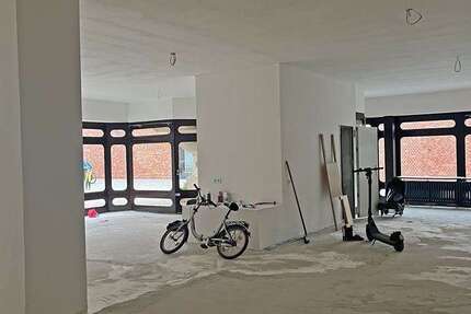 Haus zum Kaufen in Düsseldorf 499.000 € 250 m² 5 zimmer