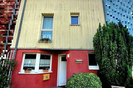 Haus zum Kaufen in Neuss 495.000 € 104 m²