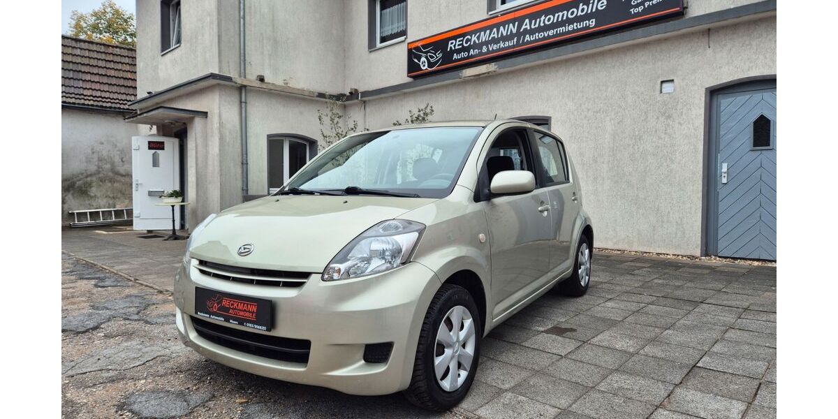Daihatsu Sirion 56.000 km 4.695 &euro; Moers 47441