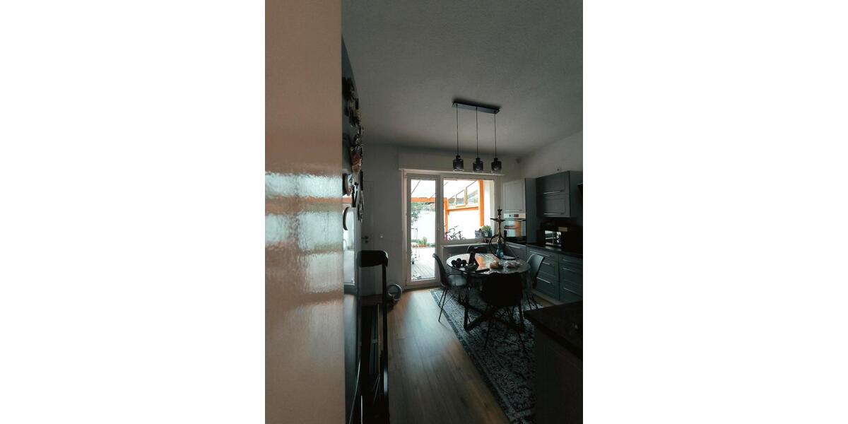 Erdgeschoßwohnung Krefeld - 3 Zimmer, 67 m&sup2;, 180.000&euro; | Angebot:26993471
