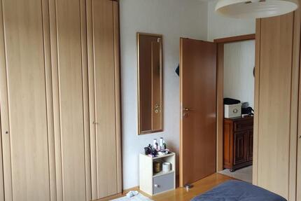 Wohnung Neuss Gnadental - 4 Zimmer, 107 m&sup2;, 2.100&euro; | Angebot:26428285