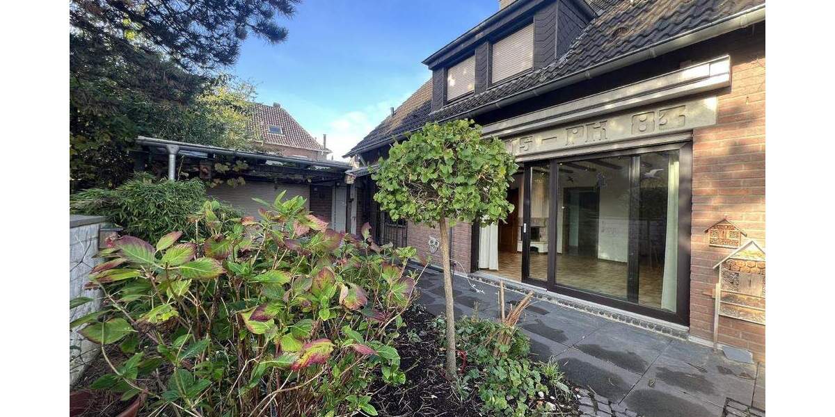 Mehrfamilienhaus, Wohnhaus Mönchengladbach-Wickrath Wickrath - 6 Zimmer, 124 m&sup2;, 398.000&euro; | Angebot:25744860