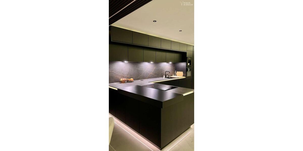 Luxuriöse Doppelhaushälfte mit Smart-Home-System, Alarmanlage, Kamin, Garten, - möbliert zur Miete 5 zimmer