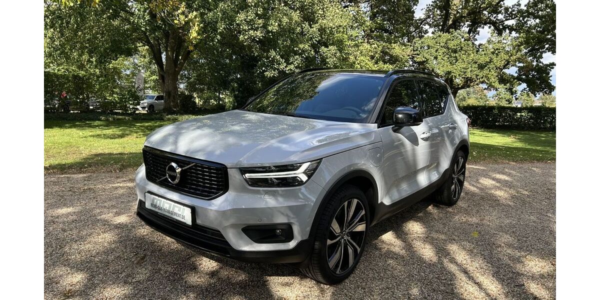 Volvo XC40 45.318 km 32.690 &euro; Willich 47877
