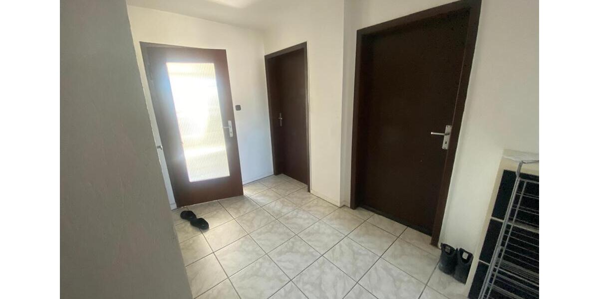 Dachgeschoßwohnung Düsseldorf Oberbilk - 2.5 Zimmer, 62 m&sup2;, 900&euro; | Angebot:26453816