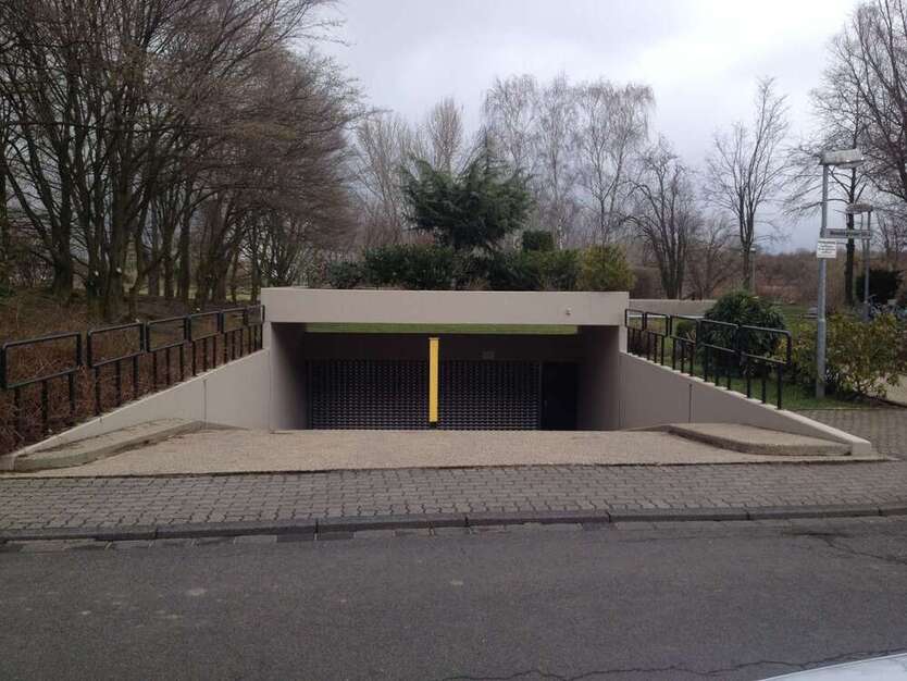 Garage zu vermieten in Düsseldorf 95 €