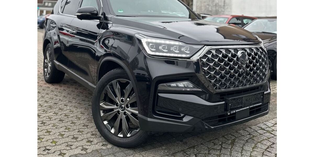 SsangYong REXTON 122.960 km 31.948 &euro; Mönchengladbach 41063