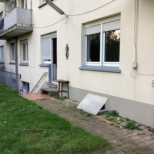 Wohnung mit einen Garten und Garage 3 zimmer