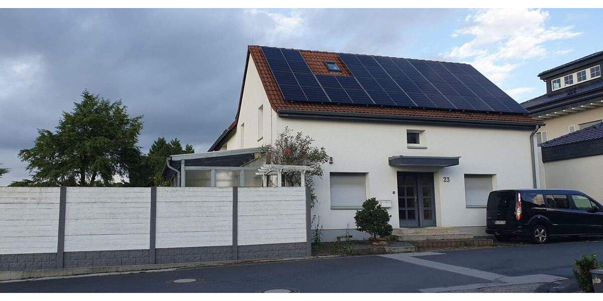 Modernisiertes 1 oder 2 Familienhaus in Langenfeld (Rheinland) 9 zimmer