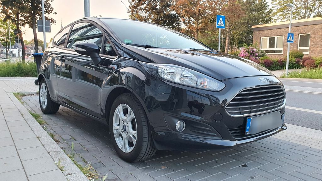 Ford Fiesta 169.000 km 3.600 &euro; Düsseldorf 40235