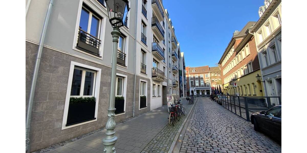 Etagenwohnung Düsseldorf Altstadt - 2 Zimmer, 68 m&sup2;, 1.470&euro; | Angebot:26376566
