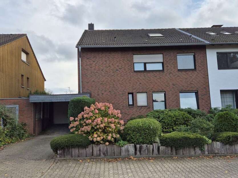 Wohnung zum Mieten in Oberhausen 800 € 100 m² 3.5 zimmer