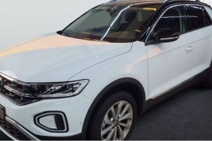 VW T-Roc 25.015 km 28.750 € Langenfeld 40764